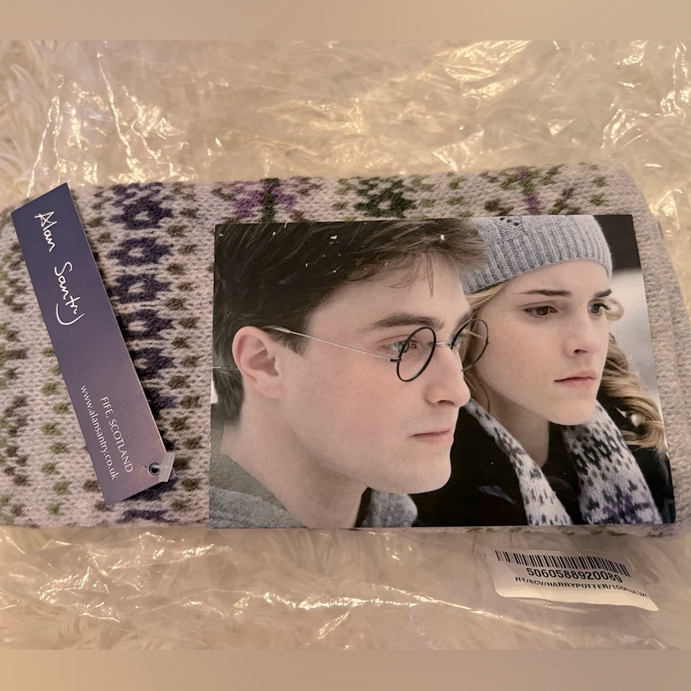 Harry Potter Wool Scarf as worn by Hermoine